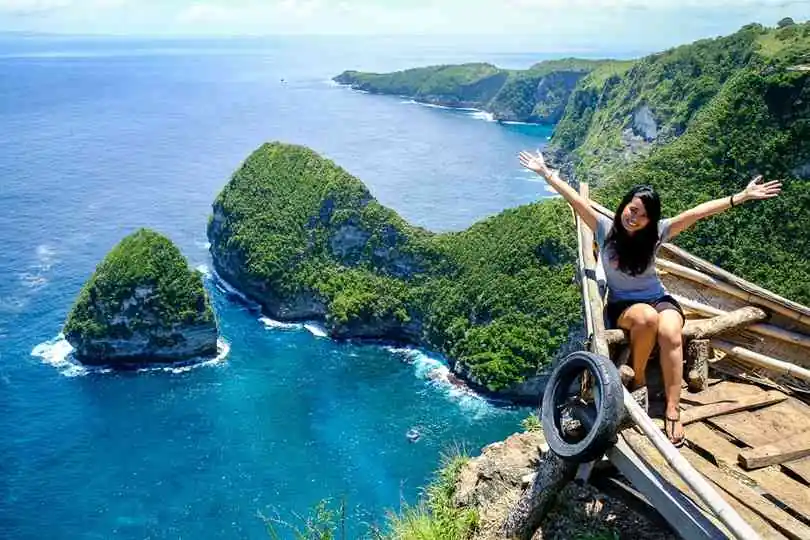 Paluang Cliff Viewpoint In Nusa Penida Bali